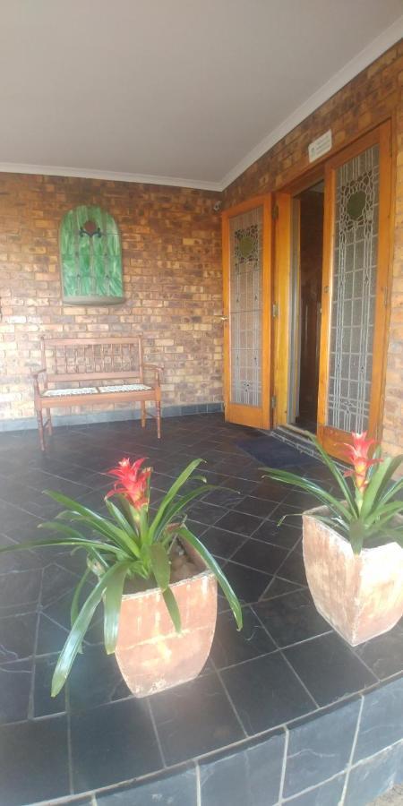 Grace Place Bnb Pretoria Bed & Breakfast Exterior photo